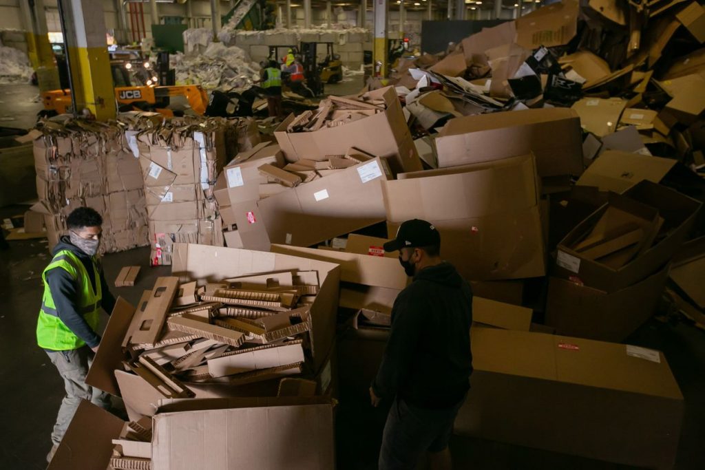 Carboard boxes Dallas recycling facility