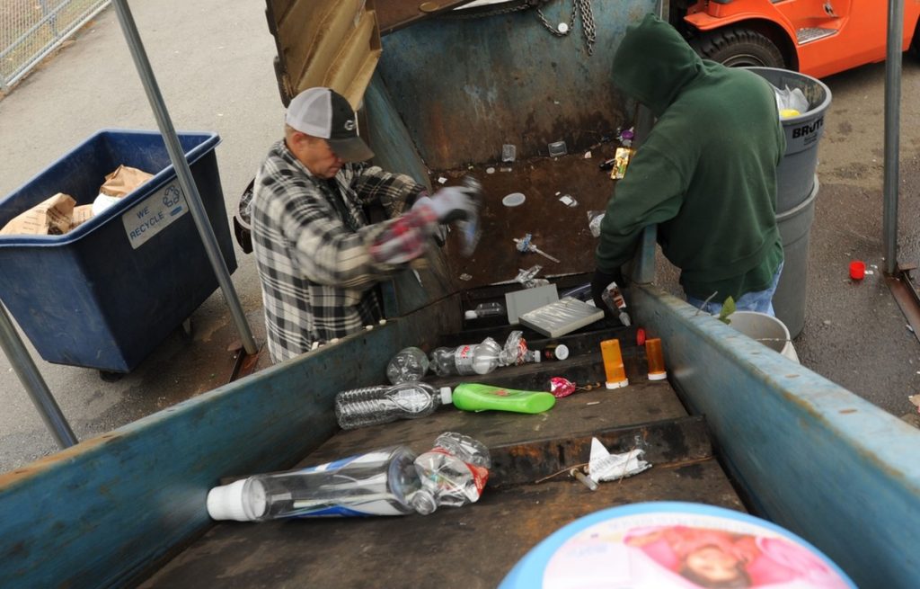 cardboard recycling sorting contaminates