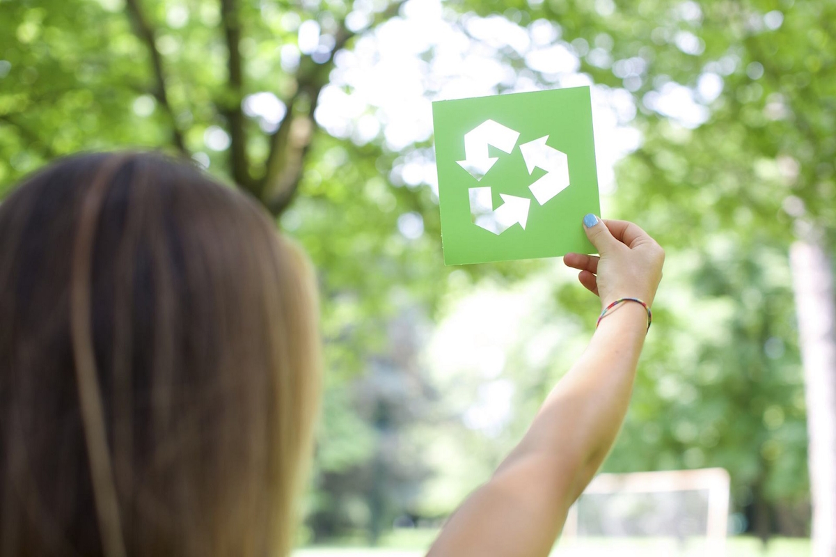 recycling symbols recycle in trees
